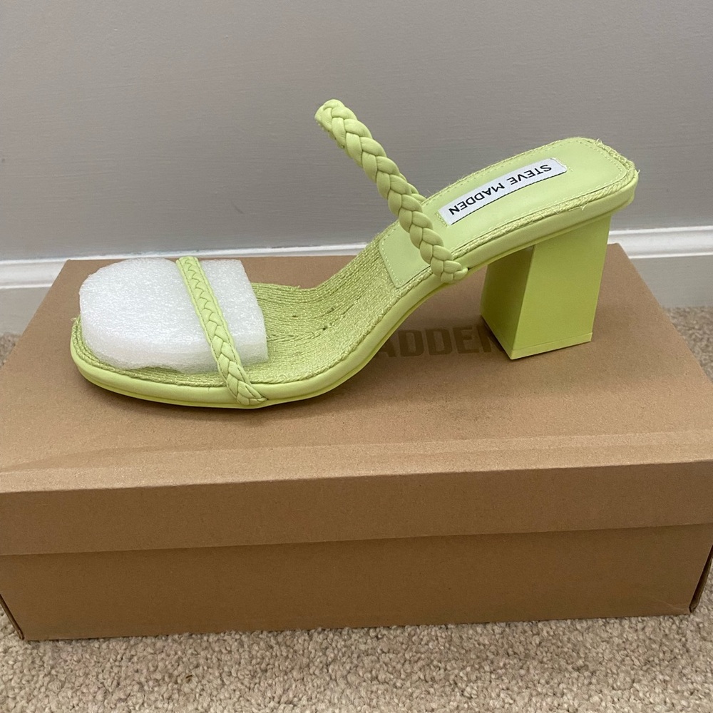 Brand New Steve Madden Bora Sandals- Lime Green Color